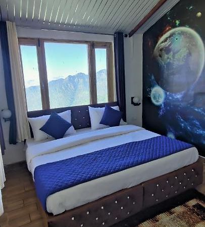 Cosmo Cottages Kanatal Bagian luar foto